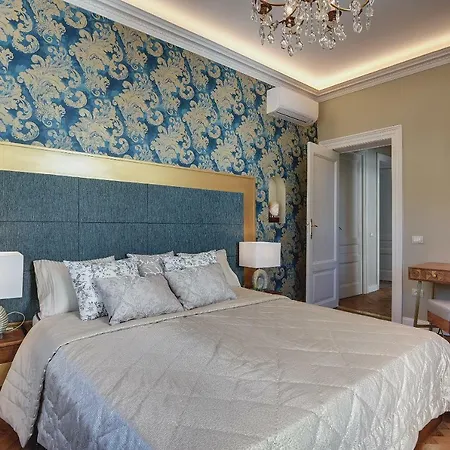 Apartment Arena & Seaview Luxurious Pula