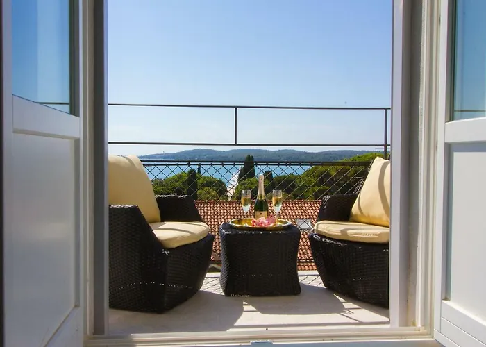 Lägenhet Arena & Seaview Luxurious