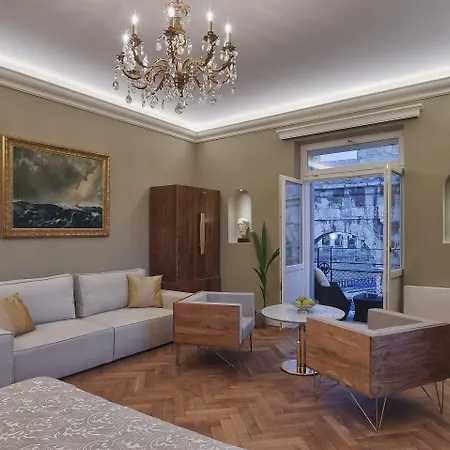 Arena & Seaview Luxurious Apartman