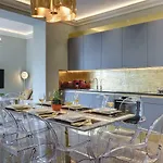 Arena & Seaview Luxurious Lejlighed