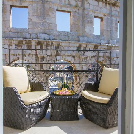Arena&seaview Luxurious
